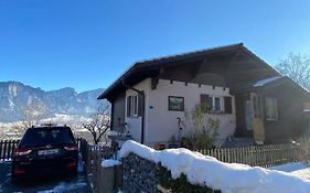 Komplett eingerichtete Ferienwohnung in Mastrils, Graubünden